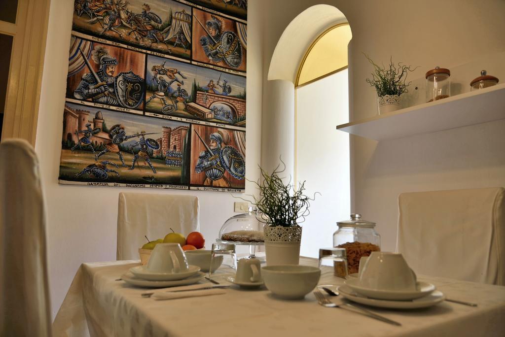 Real Teatro Umberto I Bed and Breakfast Palermo Eksteriør billede