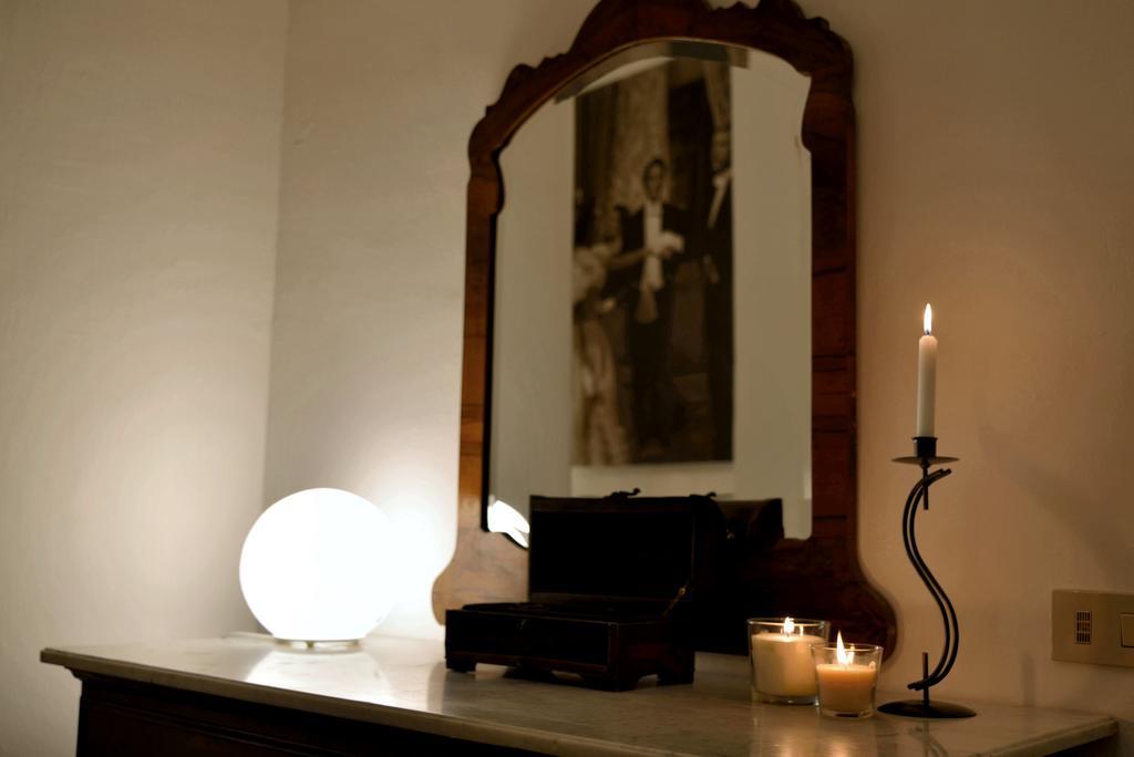 Real Teatro Umberto I Bed and Breakfast Palermo Eksteriør billede